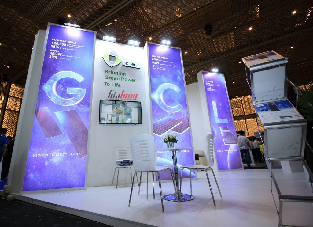 GCL - Design and construction of pavilions at Solar Show