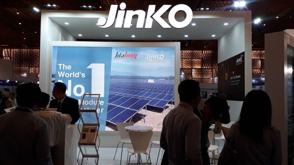 JINKO - Thiết kế thi công gian hàng triển lãm Solar Show 2018