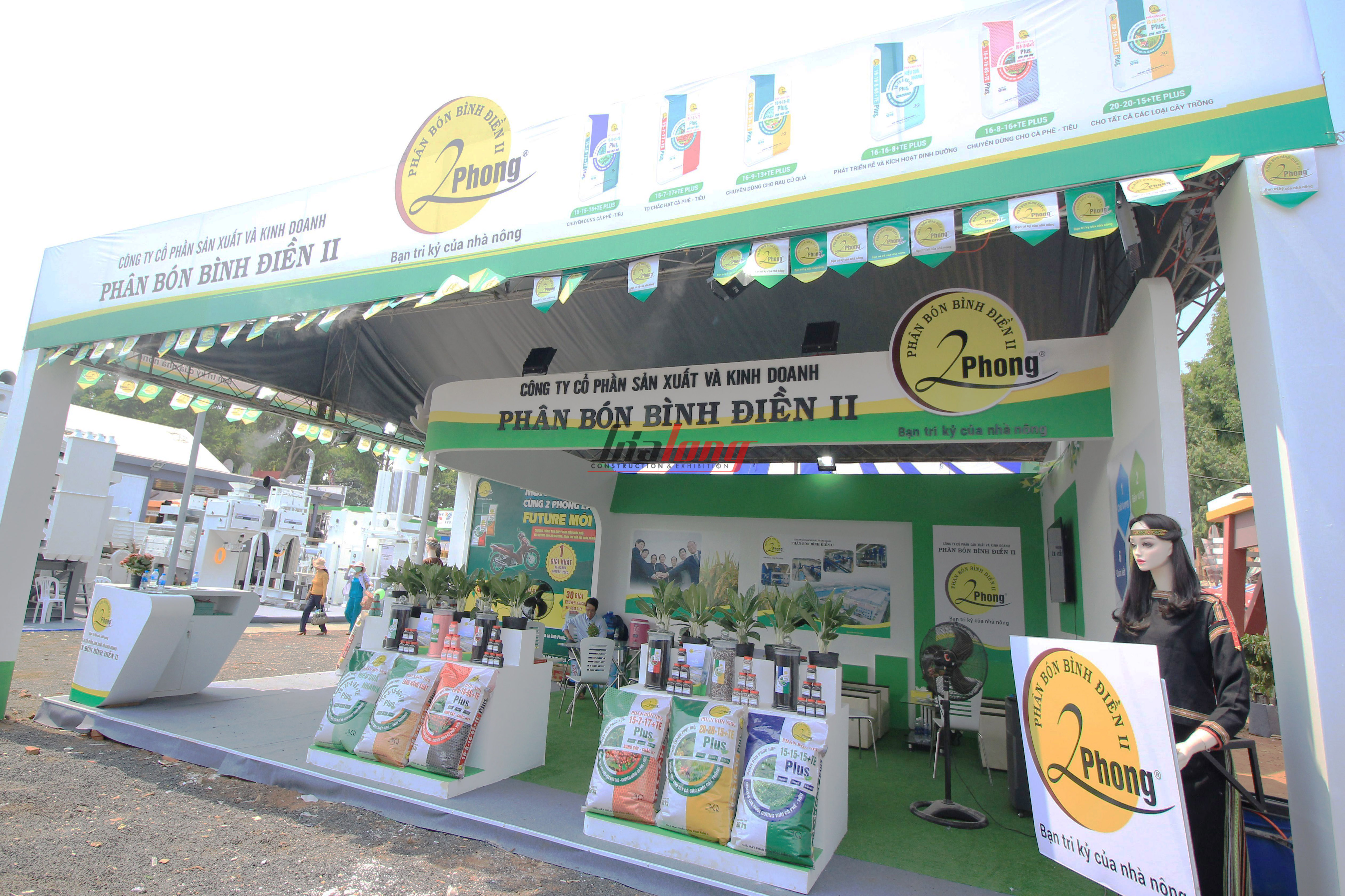 Phan bon Binh Dien - Thi công hội chợ Cà phê Buôn Ma Thuột - Construction of Buon Ma Thuot Coffee fair booth