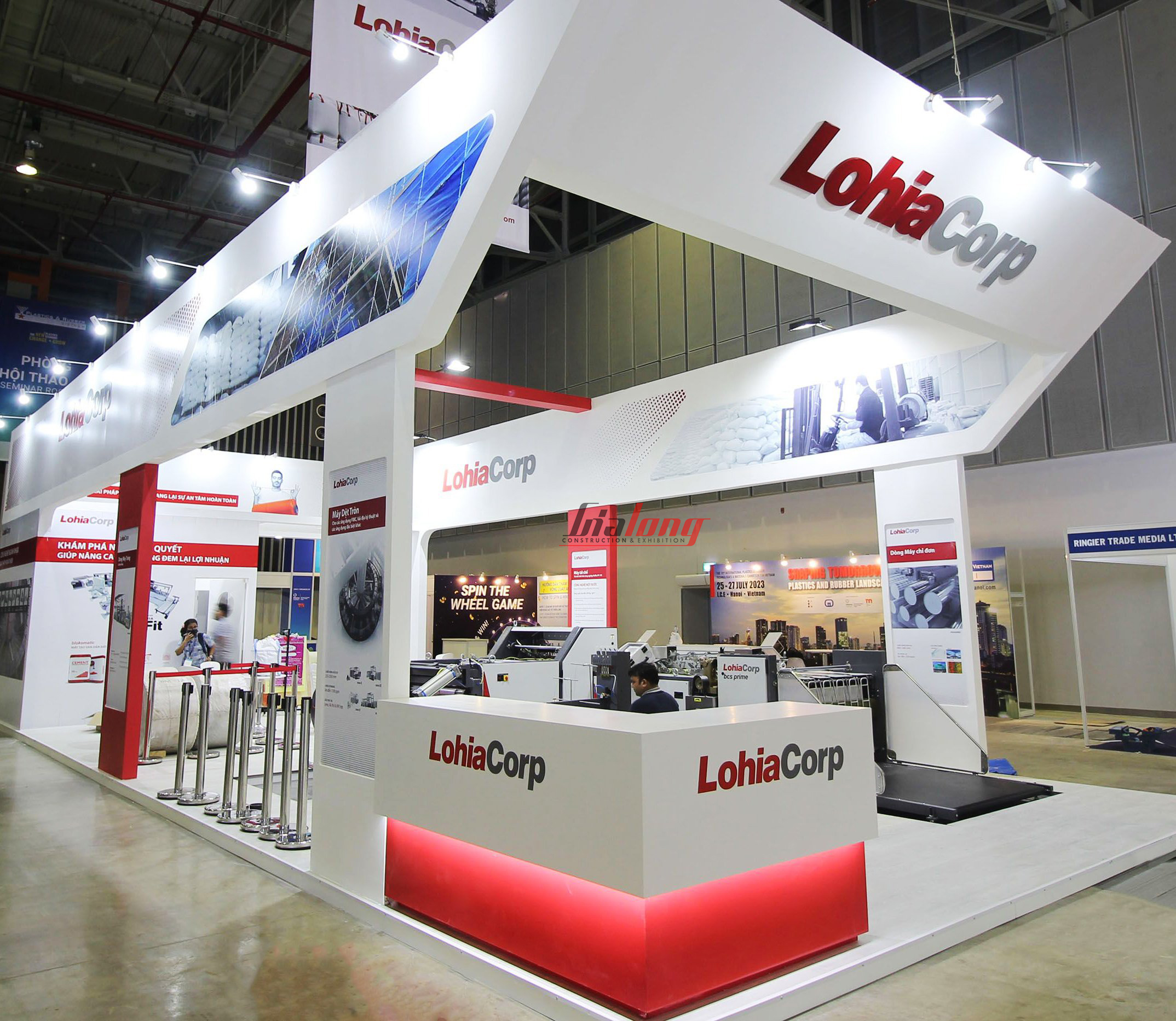 Lohia - Booth designed and constructed by Gia Long
