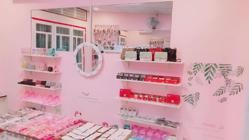 Thiết kế shop phụ kiện thời trang với tone màu hồng
