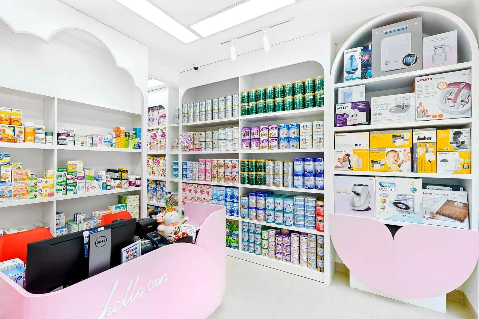 Thiết kế cửa hàng bỉm sữa không gian mở hiện đại